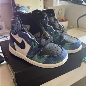 Tie dye Retro 1 5c SOLD!!!